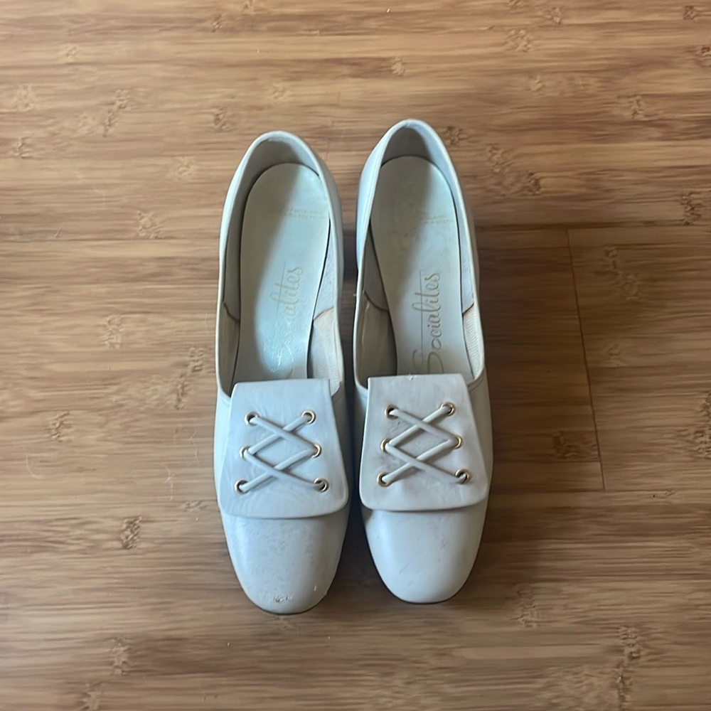 Socialite vintage heels in cream leather